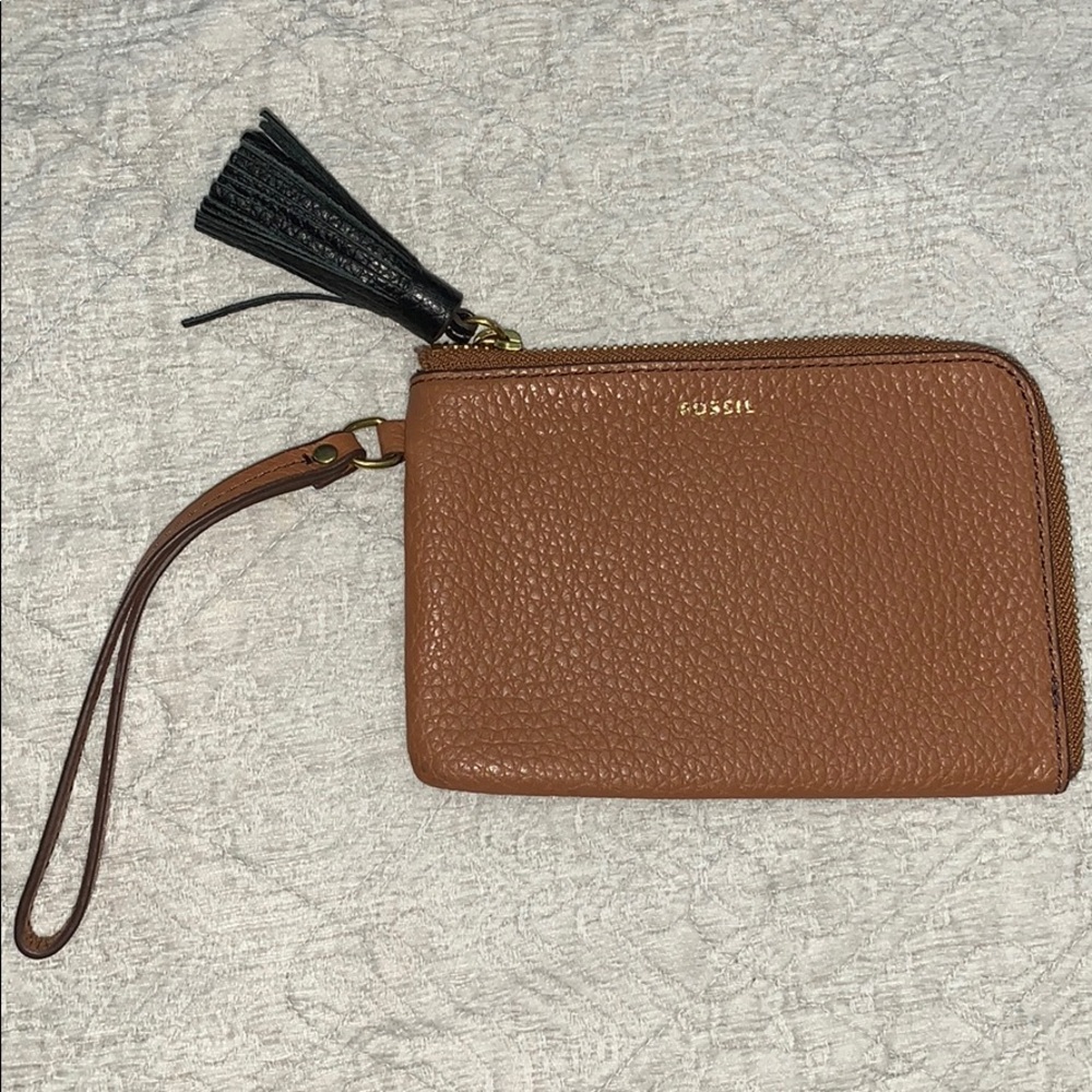 Fossil wristlet